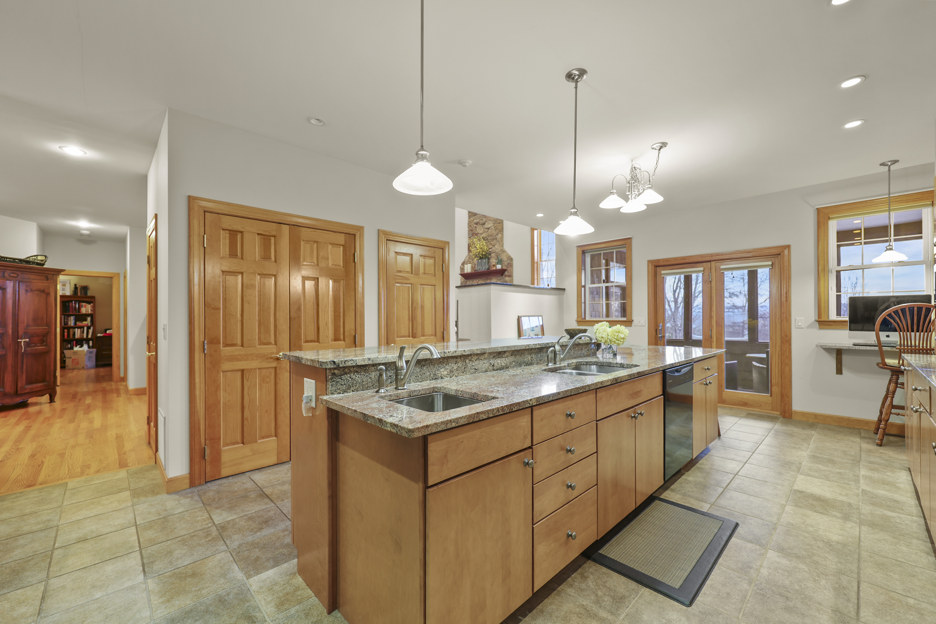  Majestic & Magical Berkshire Mountaintop Home with Views - 物件實景