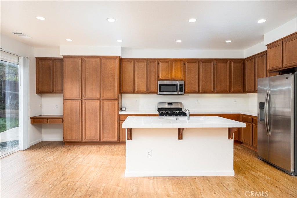 Moreno Valley, California, 92555, United States, 3 Bedrooms Bedrooms, ,2 BathroomsBathrooms,Residential,For Sale,1978873