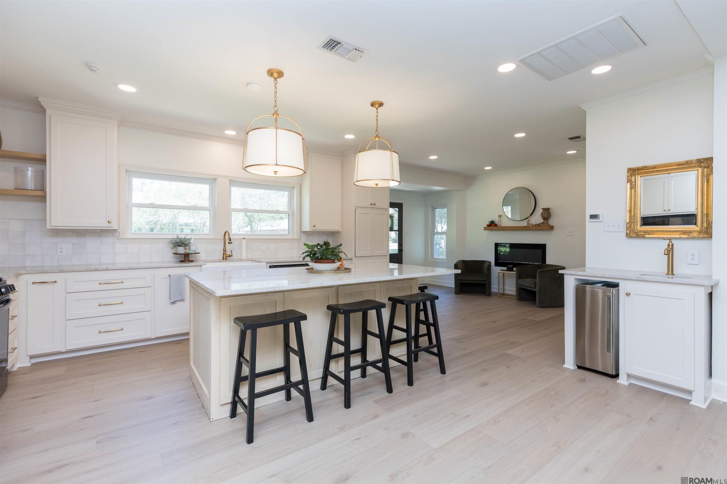 Baton Rouge, Louisiana, 70820, United States, 4 Bedrooms Bedrooms, ,3 BathroomsBathrooms,Residential,For Sale,1980276