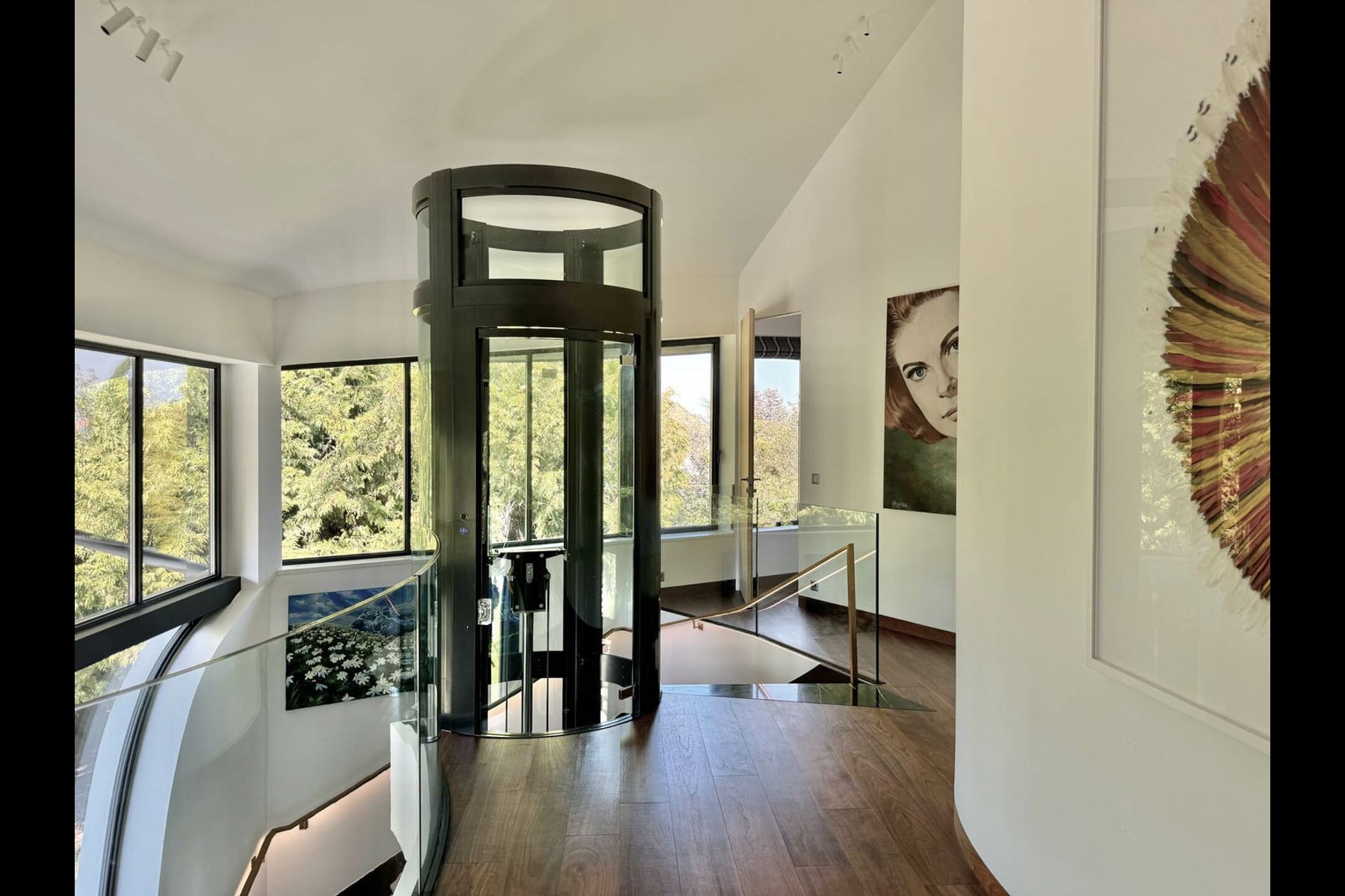  Ultra-contemporary property with lake view - 物件實景
