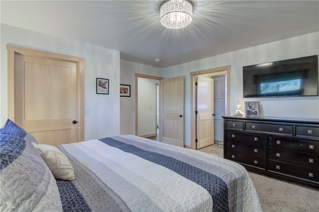 Cadott, Wisconsin, 54727, United States, 4 Bedrooms Bedrooms, ,2 BathroomsBathrooms,Residential,For Sale,1961468