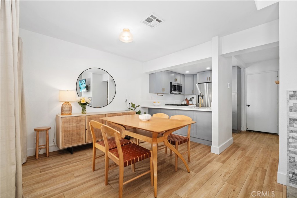 San Juan Capistrano, California, 92675, United States, 2 Bedrooms Bedrooms, ,3 BathroomsBathrooms,Residential,For Sale,1991096