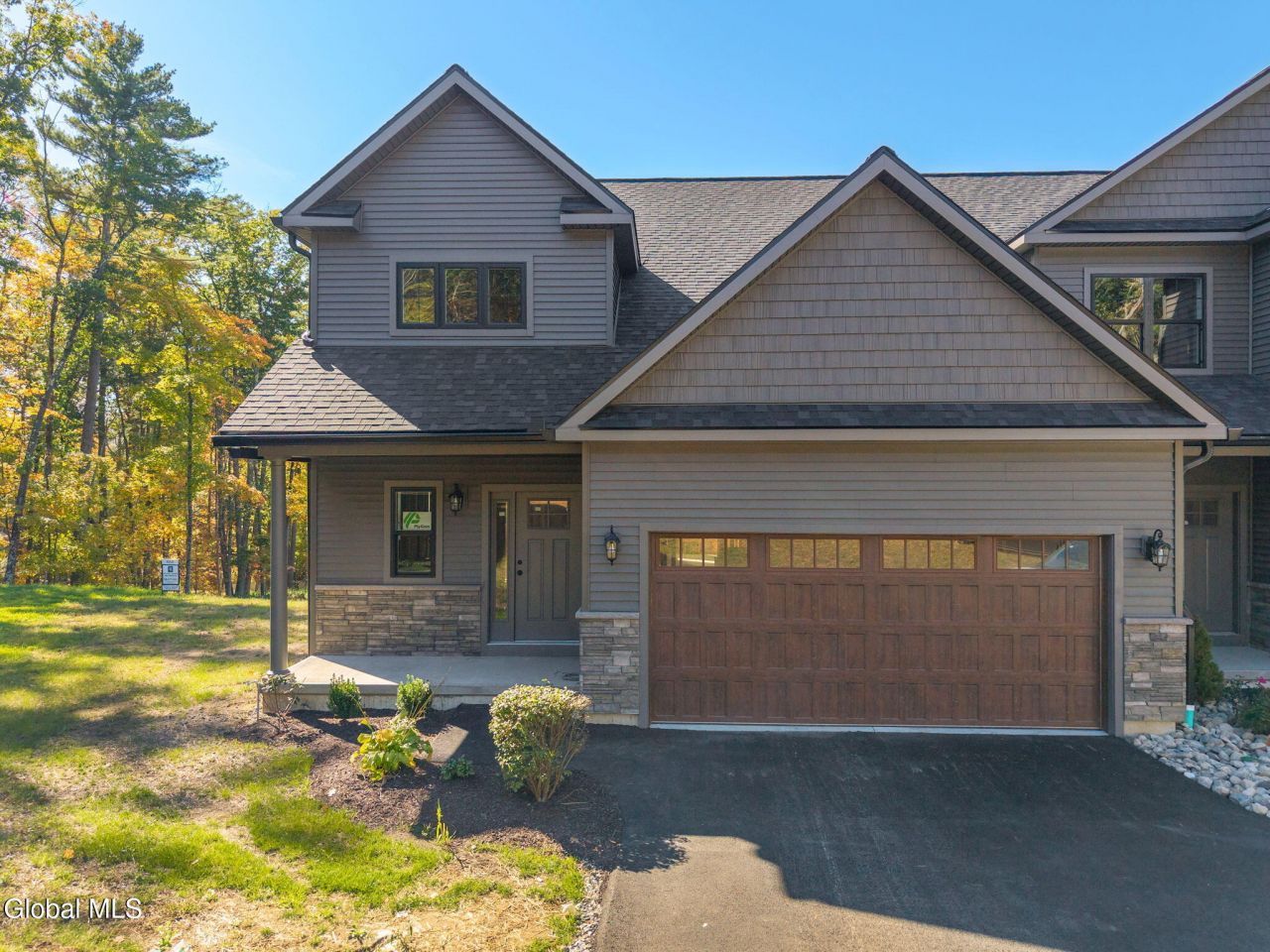 Lake George, New York, 12845, United States, 3 Bedrooms Bedrooms, ,3 BathroomsBathrooms,Residential,For Sale,1961144