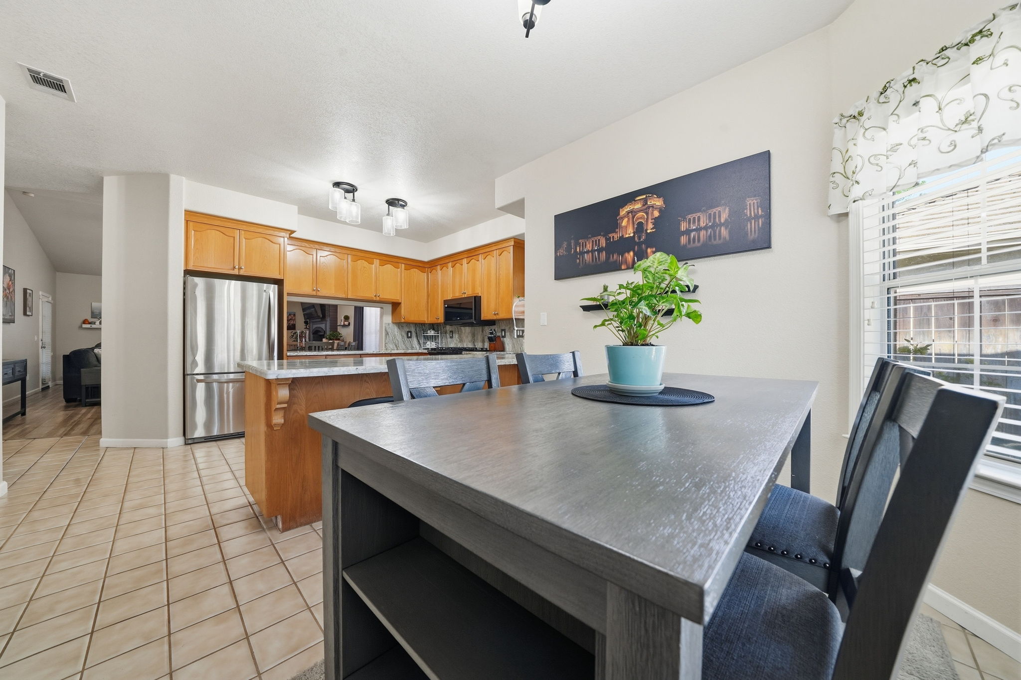  Single Story Home in a Sought After Lodi Neighborhood - 物件實景