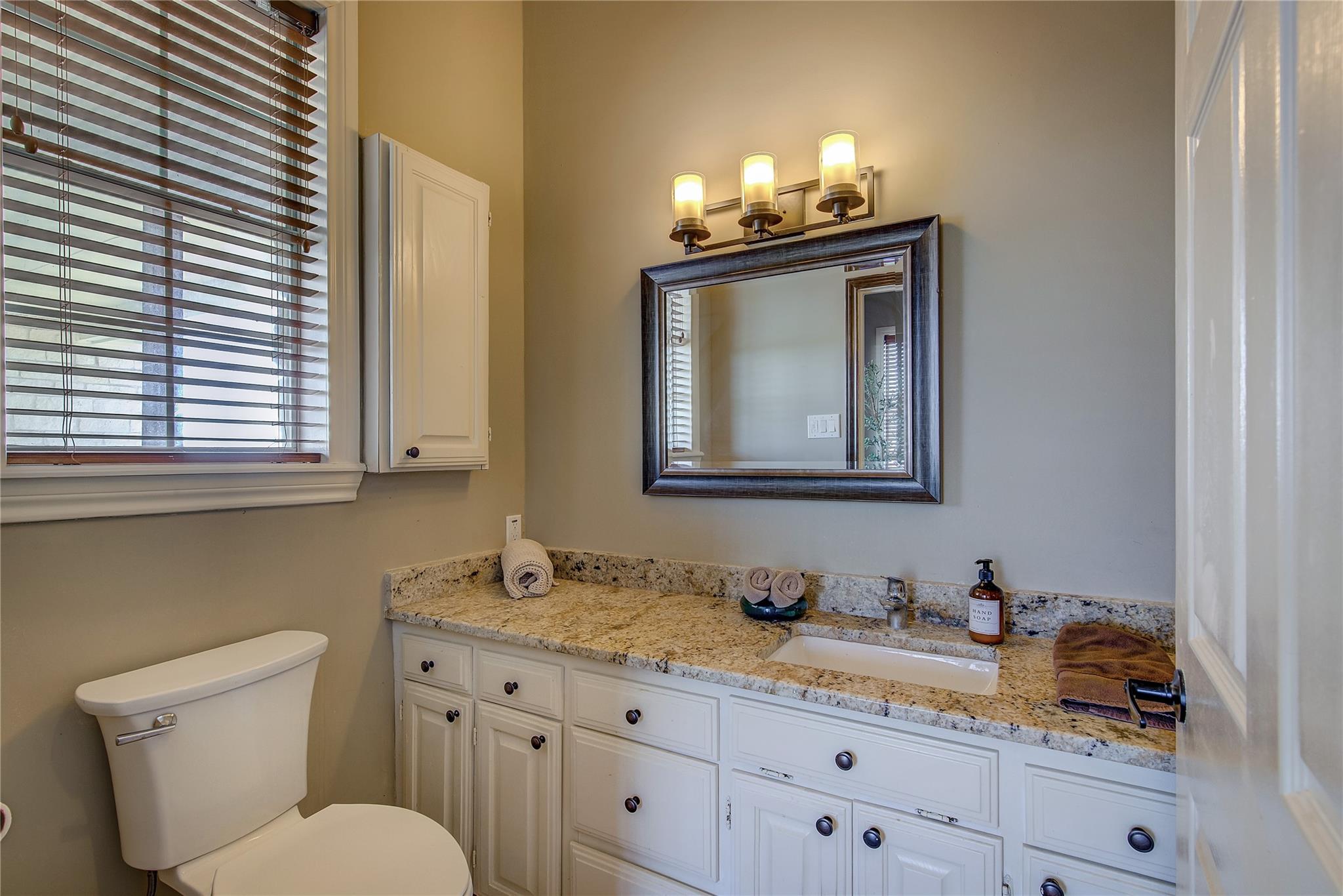 Sulphur Springs, Texas, 75482, United States, 5 Bedrooms Bedrooms, ,6 BathroomsBathrooms,Residential,For Sale,1978308