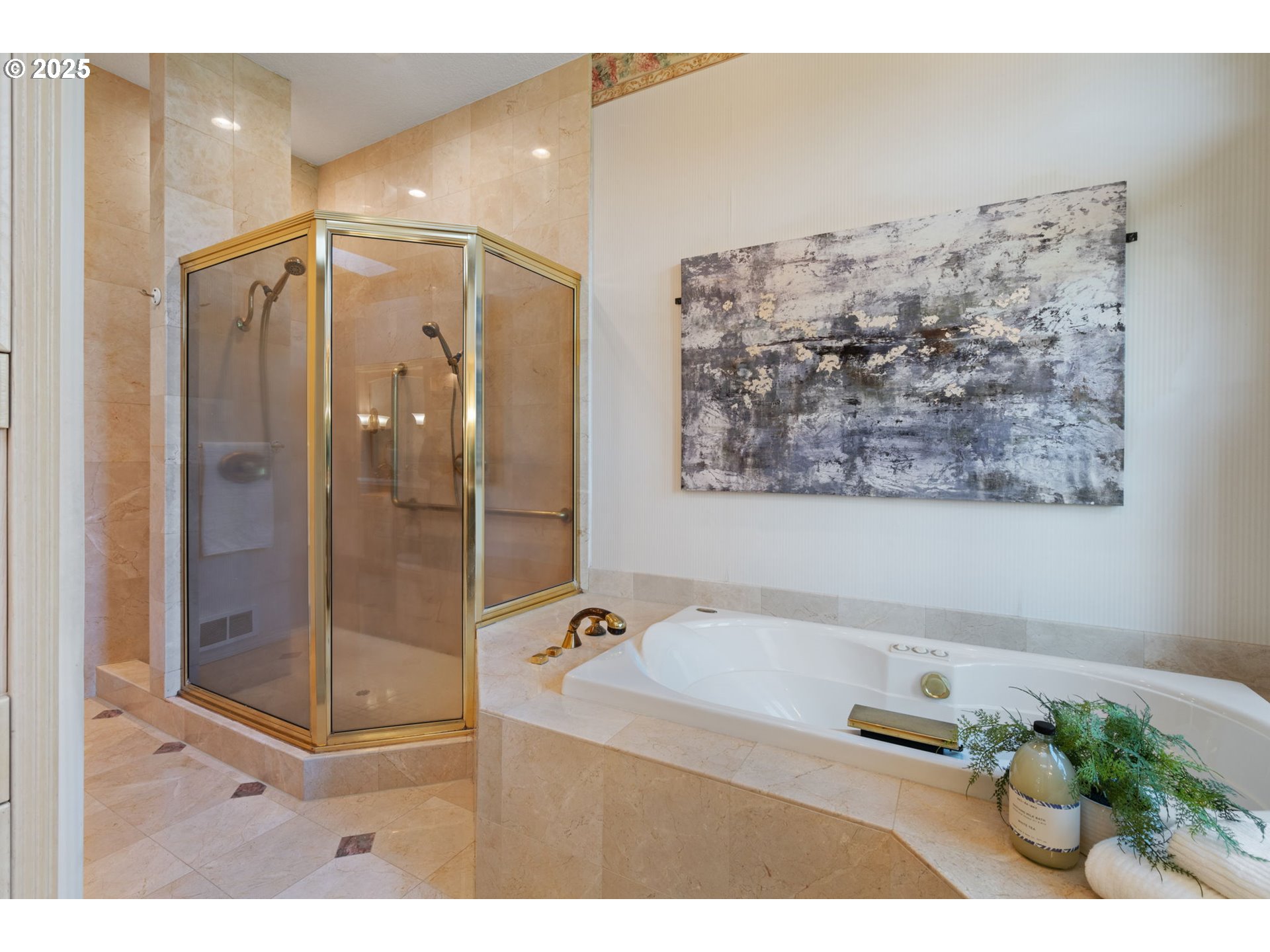 Vancouver, Washington, 98685, United States, 3 Bedrooms Bedrooms, ,4 BathroomsBathrooms,Residential,For Sale,2003472