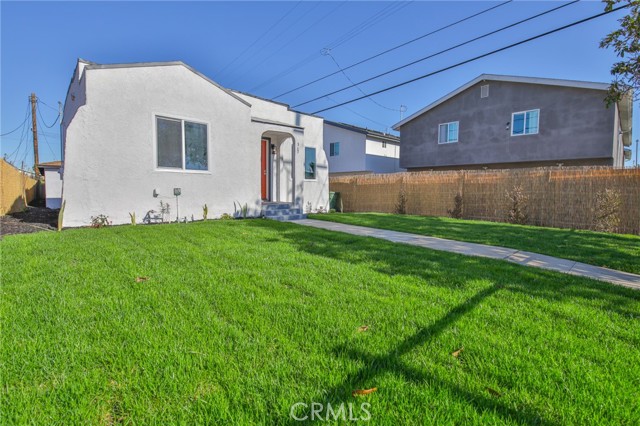 Los Angeles, California, 90003, United States, 2 Bedrooms Bedrooms, ,2 BathroomsBathrooms,Residential,For Sale,2009302