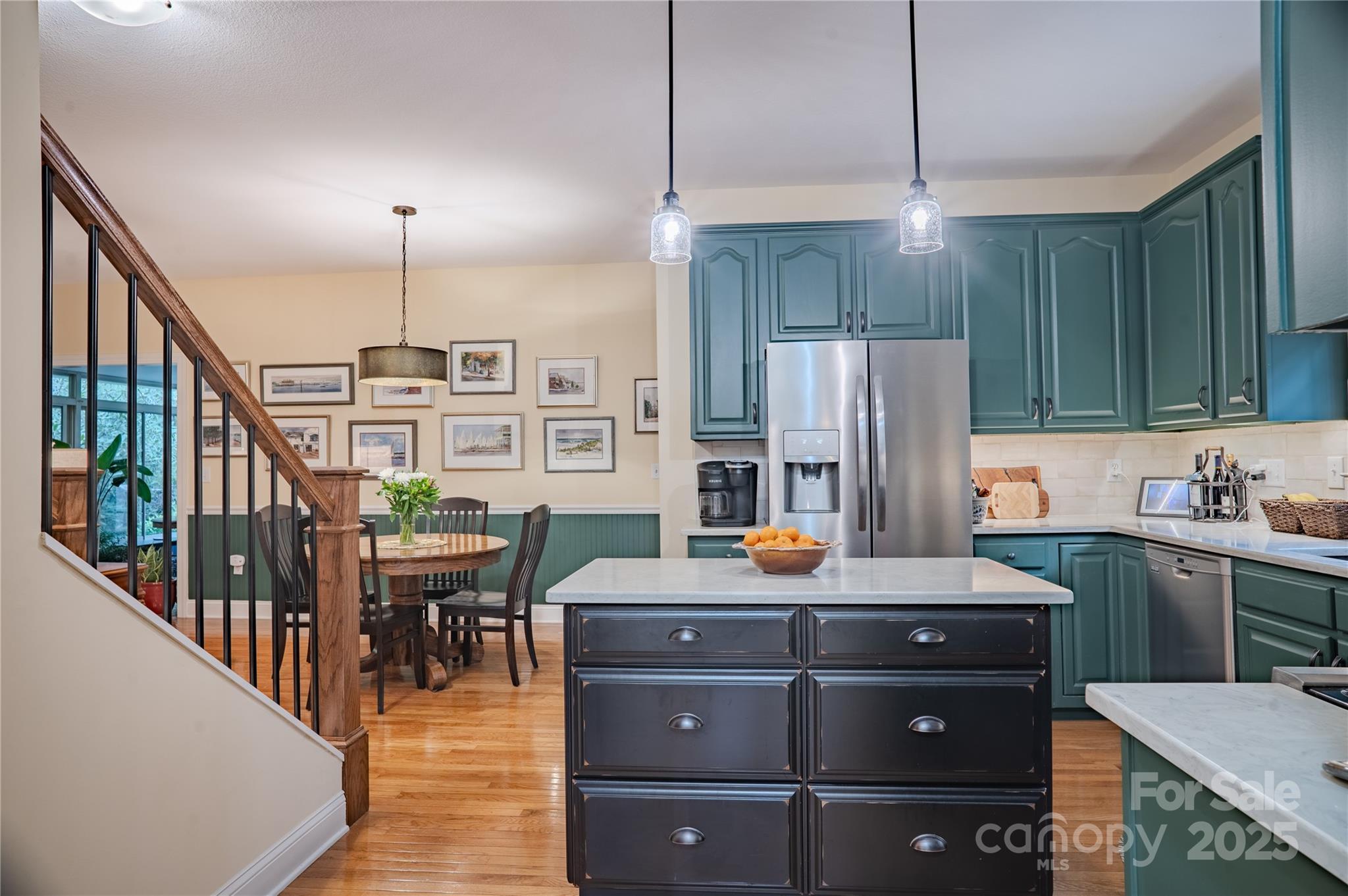 Flat Rock, North Carolina, 28731, United States, 4 Bedrooms Bedrooms, ,3 BathroomsBathrooms,Residential,For Sale,1804521