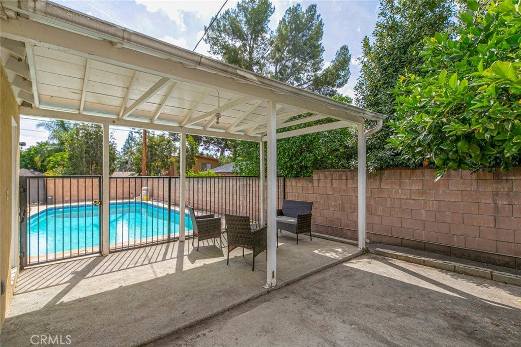 Sylmar, California, 91342, United States, 2 Bedrooms Bedrooms, ,1 BathroomBathrooms,Residential,For Sale,1960749