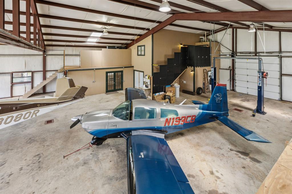 Pottsboro, Texas, 75076, United States, 3 Bedrooms Bedrooms, ,4 BathroomsBathrooms,Residential,For Sale,1949804