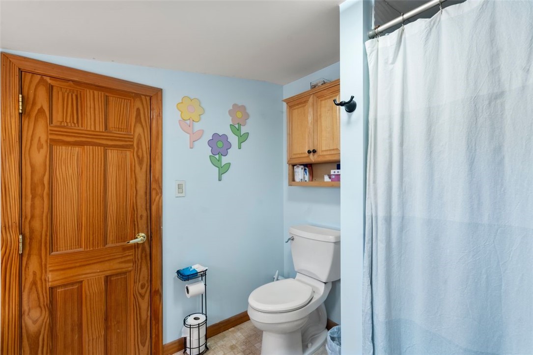 Woonsocket, Rhode Island, 02895, United States, 4 Bedrooms Bedrooms, ,2 BathroomsBathrooms,Residential,For Sale,1987551