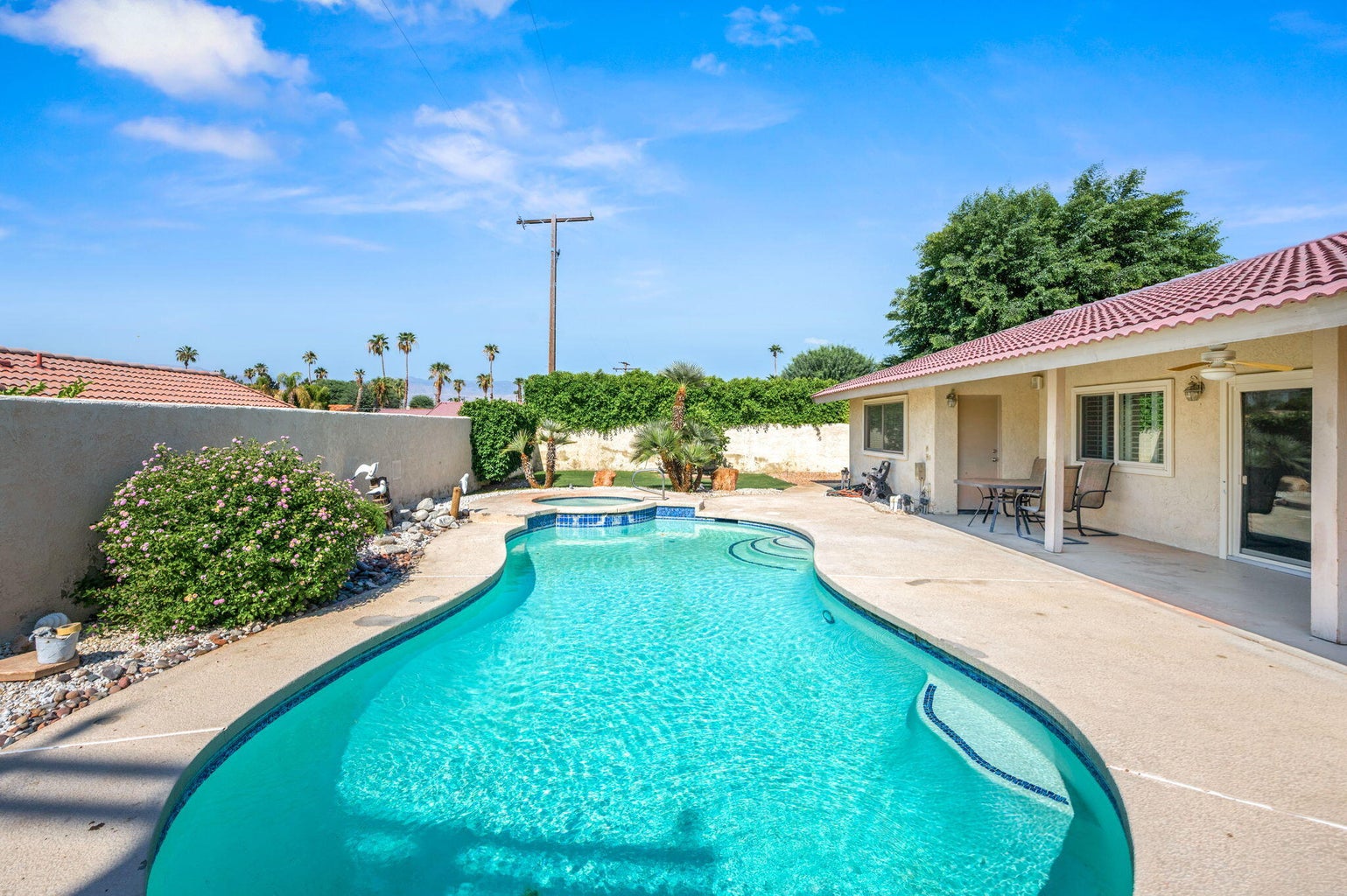 Indio, California, 92203, United States, 3 Bedrooms Bedrooms, ,2 BathroomsBathrooms,Residential,For Sale,1973711