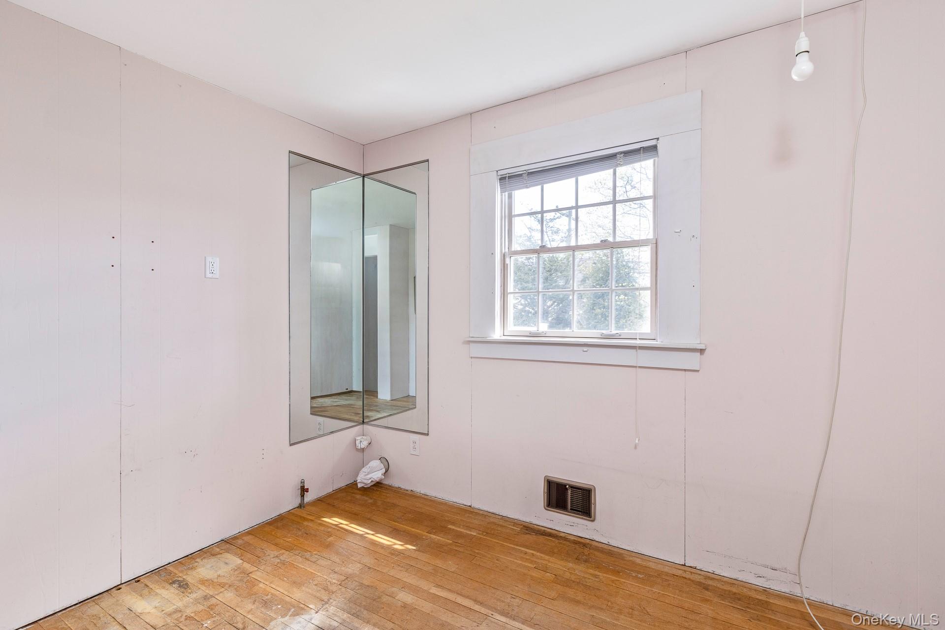  10 Fortune Court, Commack, NY, 11725 - 物件實景