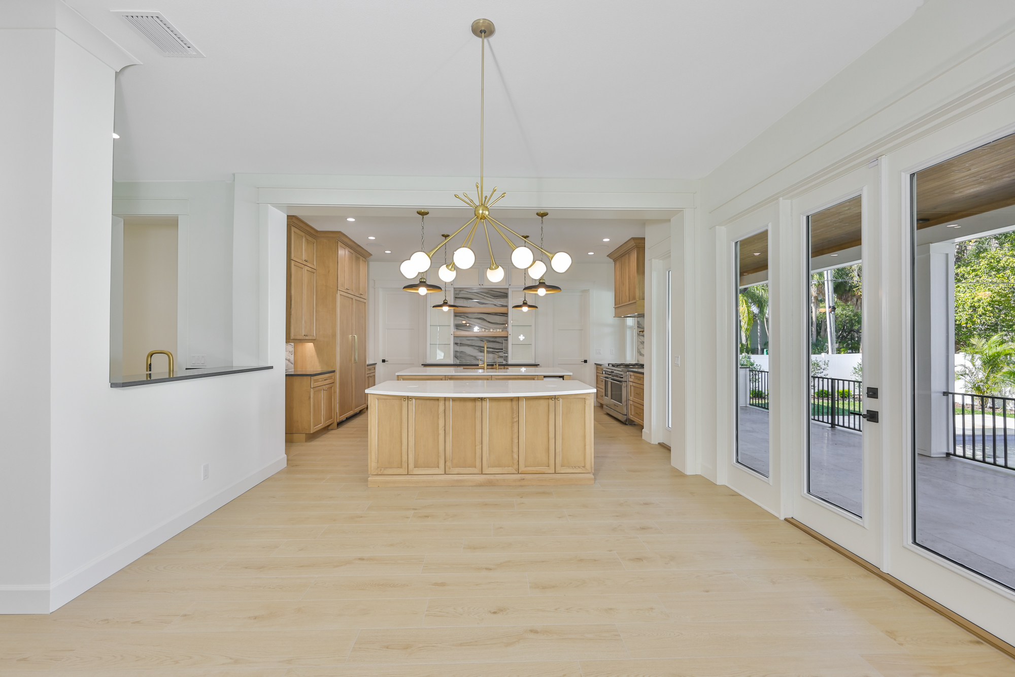 Tampa, Florida, 33629, United States, 5 Bedrooms Bedrooms, ,7 BathroomsBathrooms,Residential,For Sale,2007837