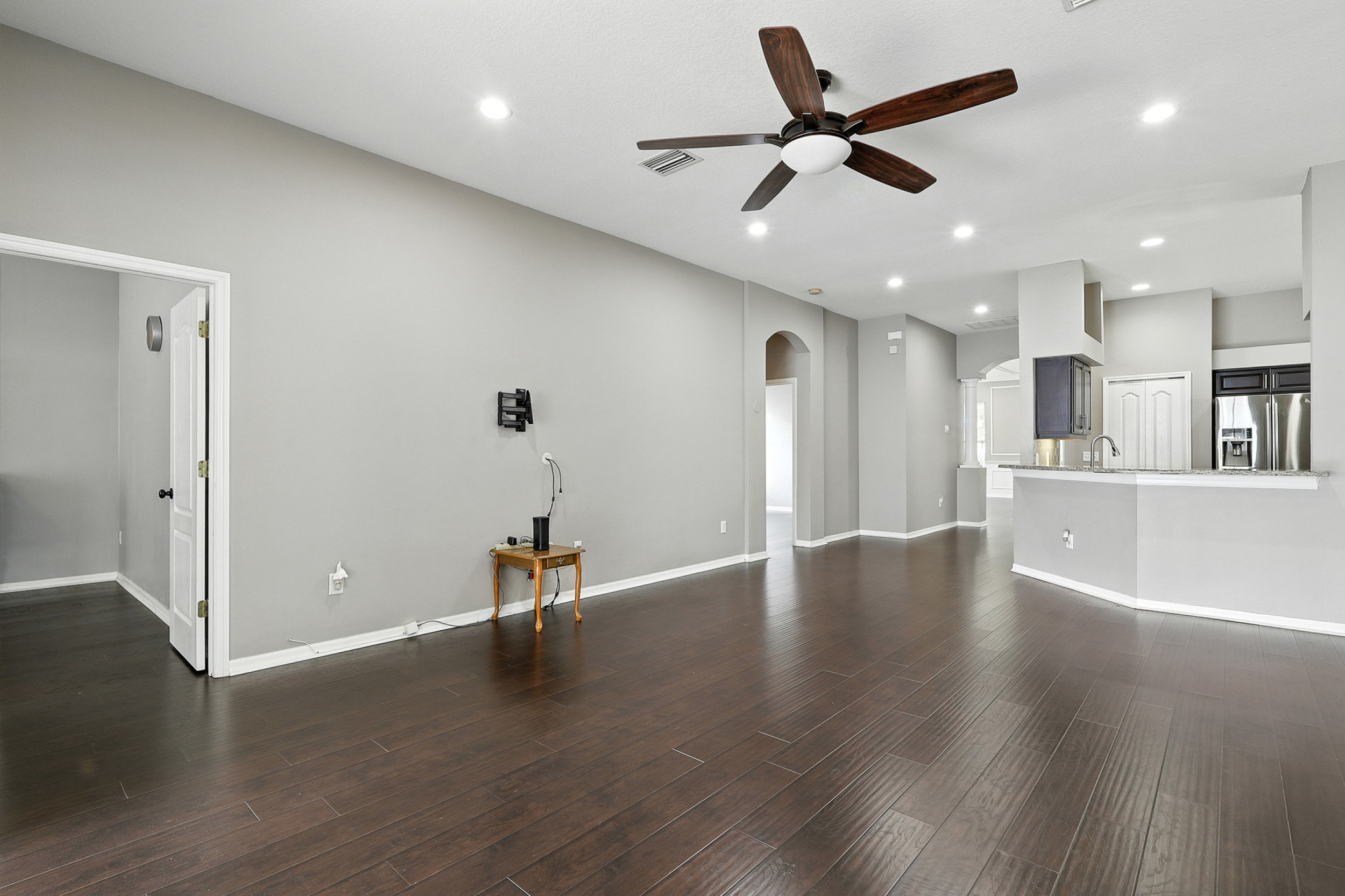 LUTZ, Florida, 33558, United States, 3 Bedrooms Bedrooms, ,2 BathroomsBathrooms,Residential,For Sale,1981112