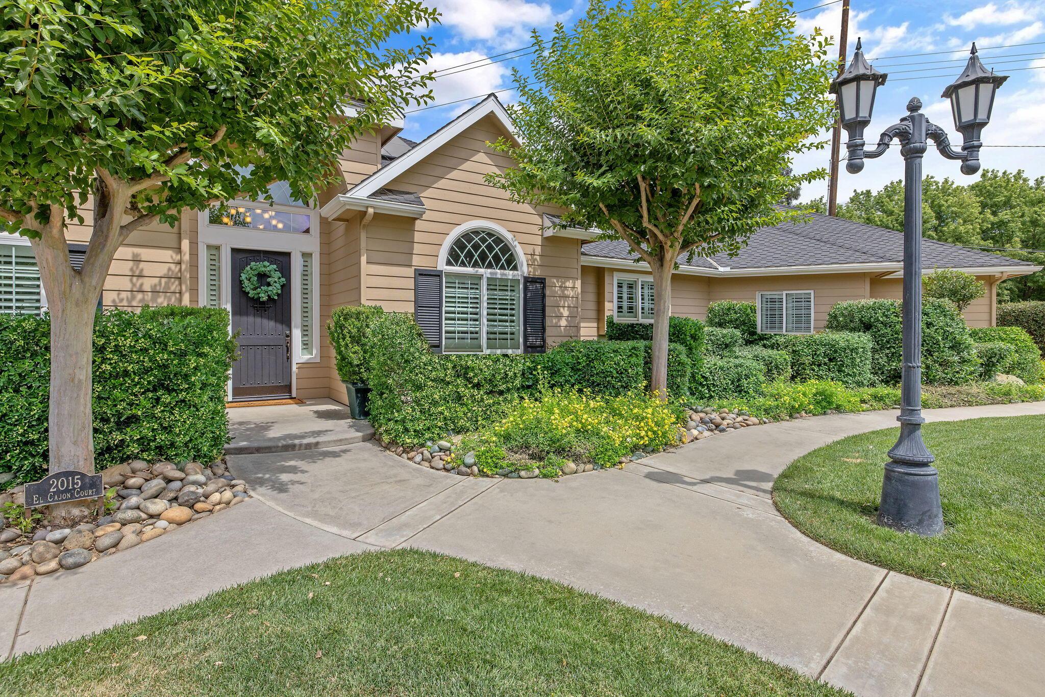 Visalia, California, 93277, United States, 3 Bedrooms Bedrooms, ,2 BathroomsBathrooms,Residential,For Sale,2048559