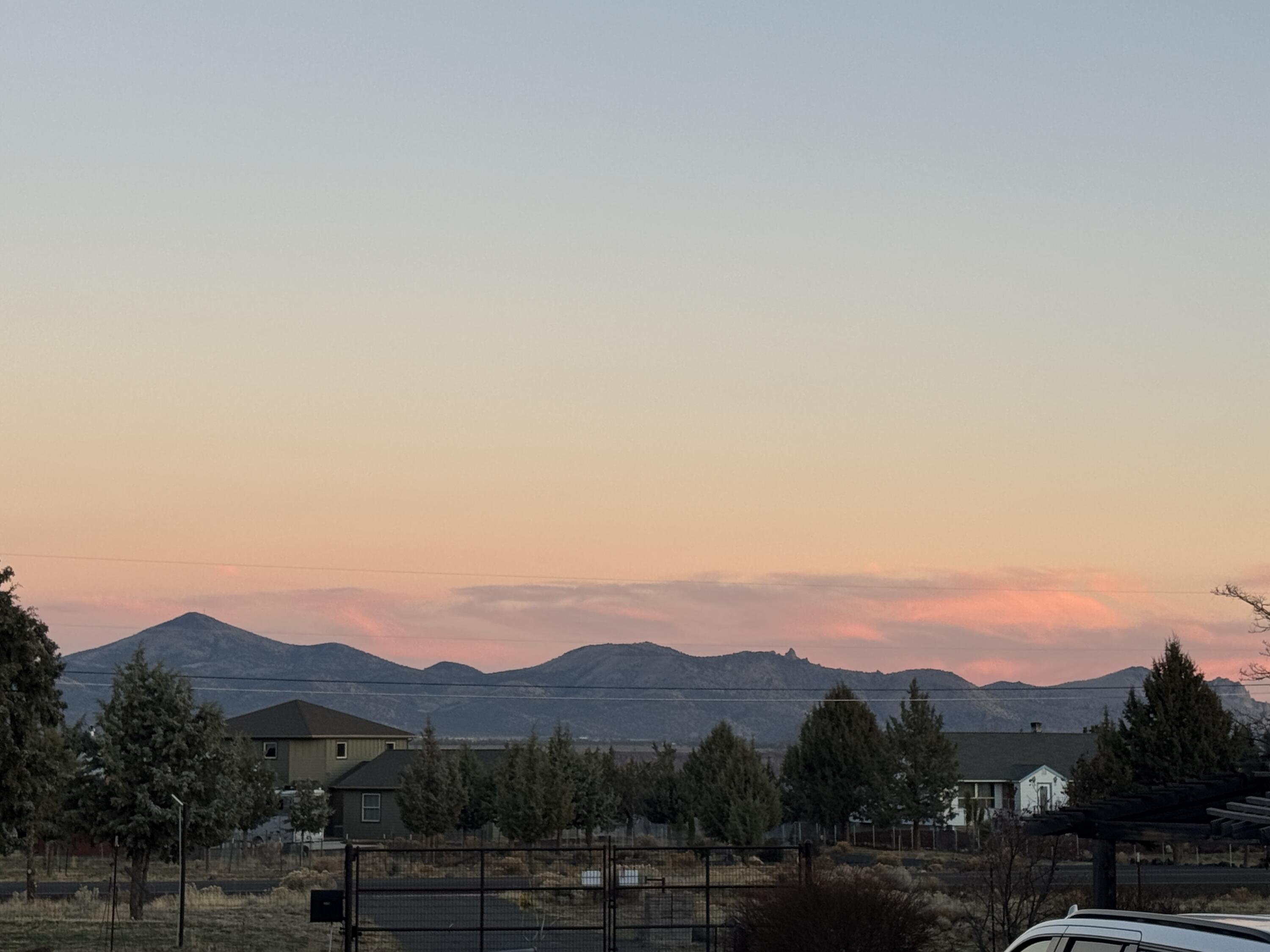 Terrebonne, Oregon, 97760, United States, 3 Bedrooms Bedrooms, ,2 BathroomsBathrooms,Residential,For Sale,2009315