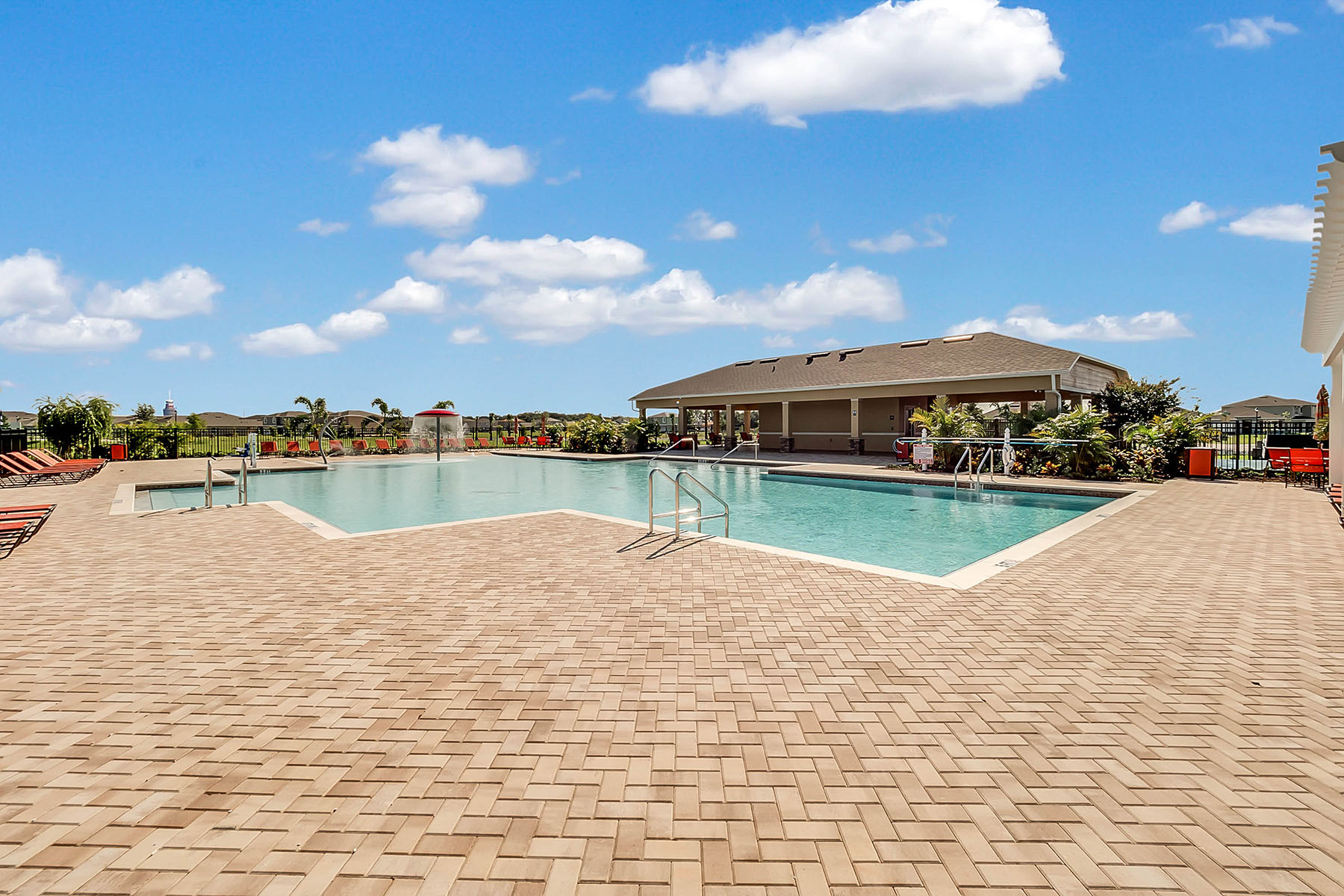  DAVENPORT - 物件實景