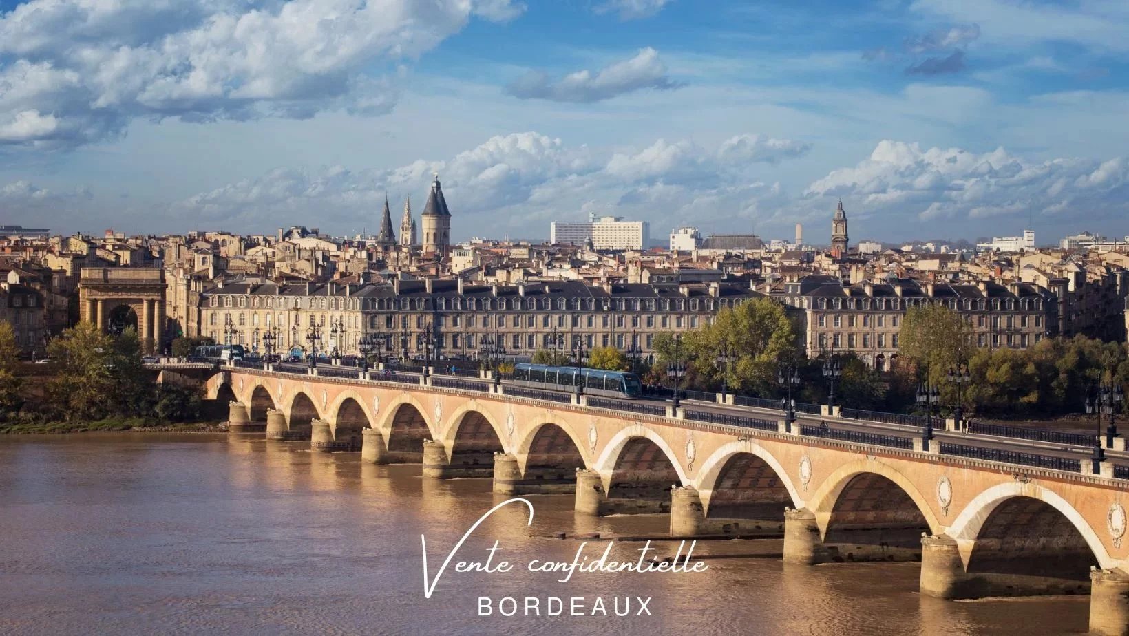 Bordeaux, Aquitaine, 33000, FR, 5 Bedrooms Bedrooms, ,4 BathroomsBathrooms,Residential,For Sale,1292727