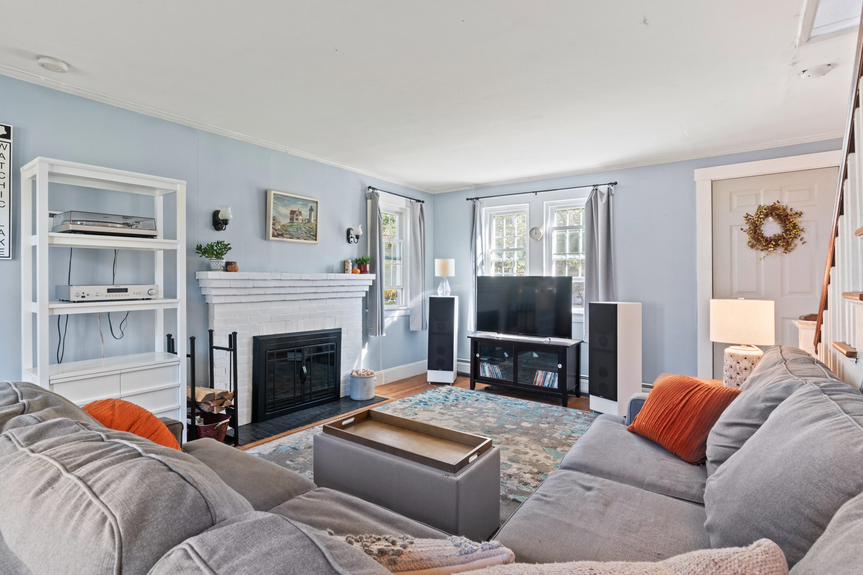 Eliot, Maine, 03903, United States, 4 Bedrooms Bedrooms, ,2 BathroomsBathrooms,Residential,For Sale,1977194