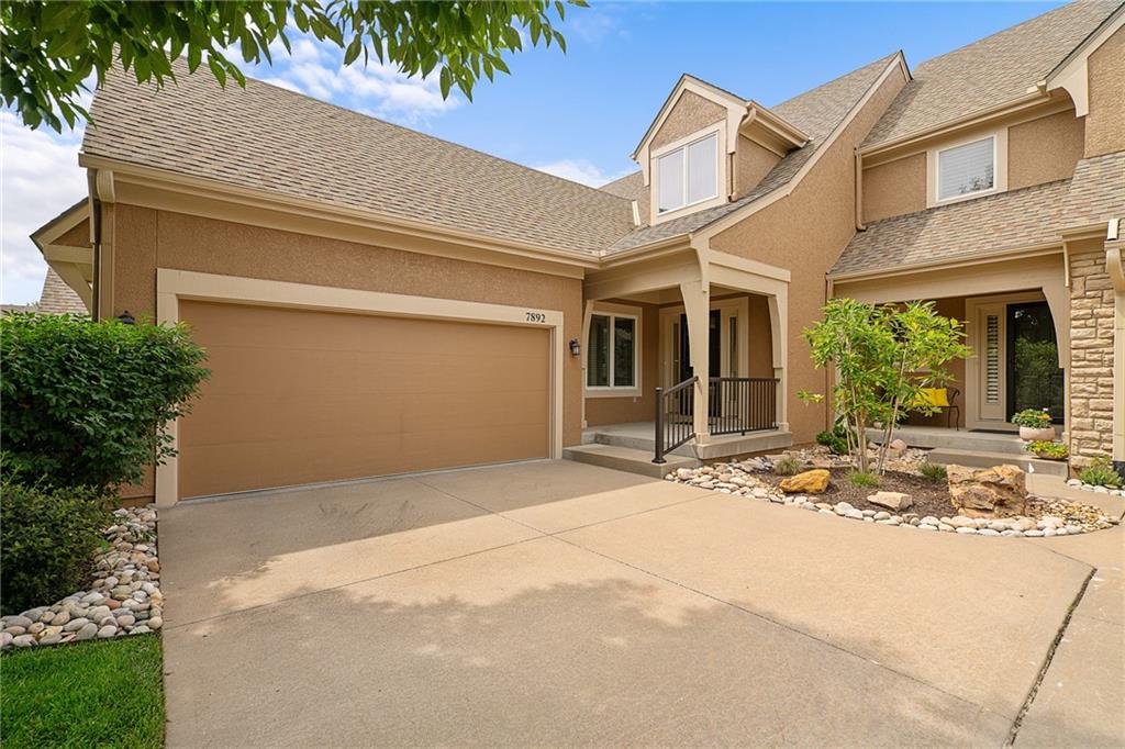 157th Ter, Overland Park, KS 66223