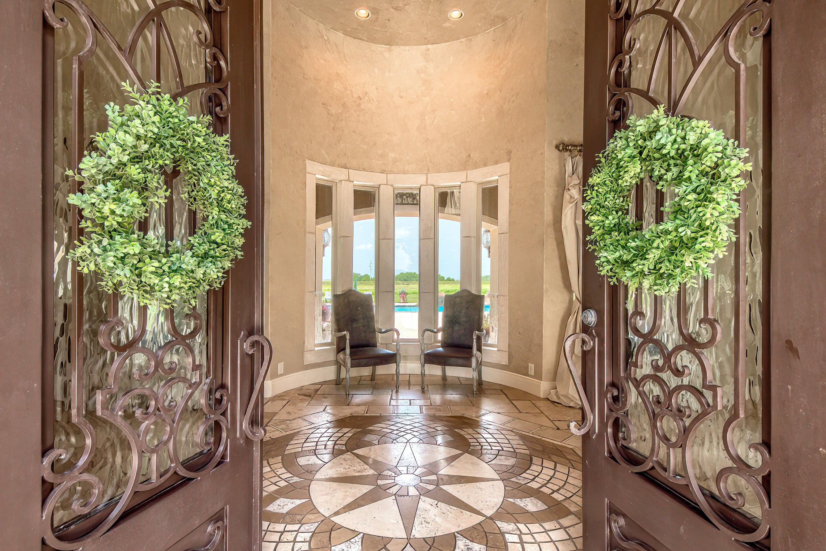 Seguin, Texas, 78155, United States, 7 Bedrooms Bedrooms, ,7 BathroomsBathrooms,Residential,For Sale,1994199