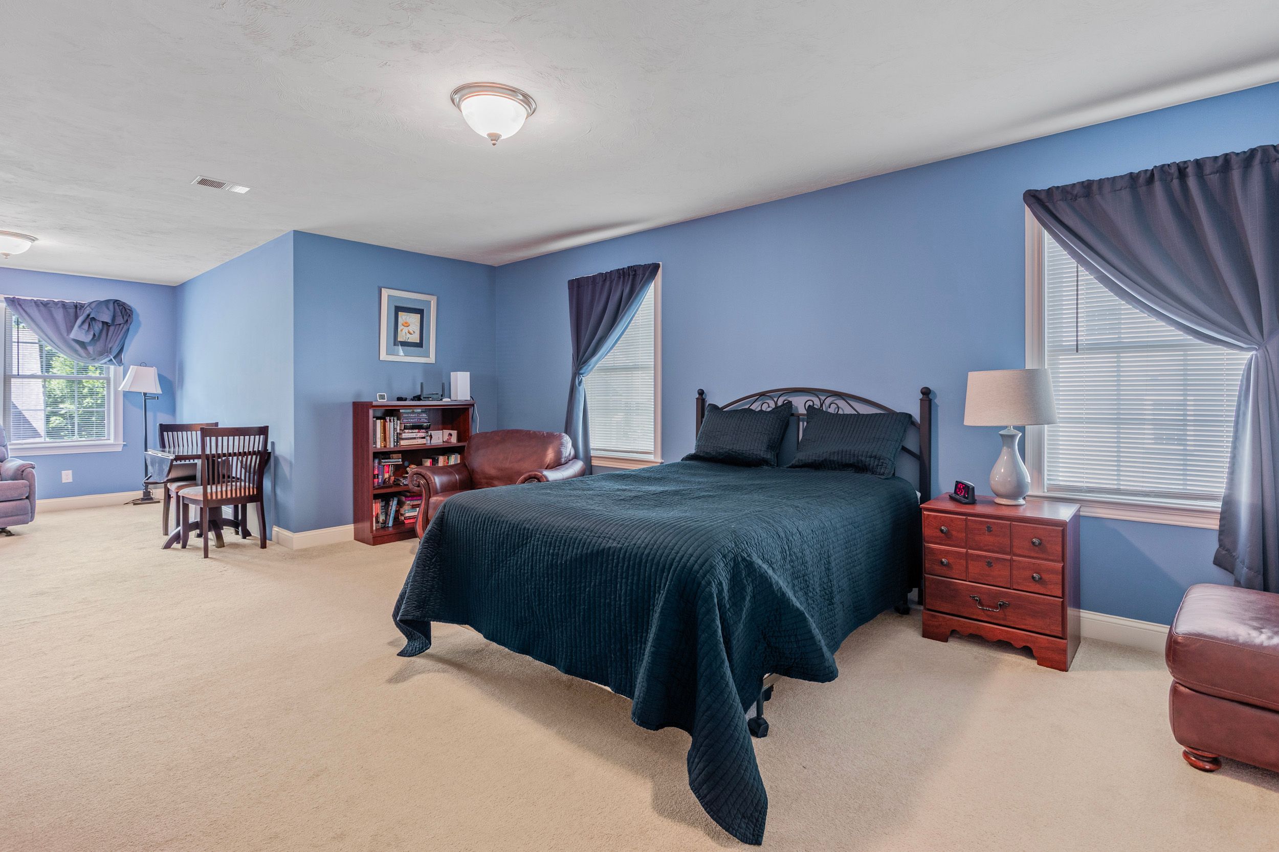  16 Ashton Lane, Millbury, MA 01527 - 物件實景