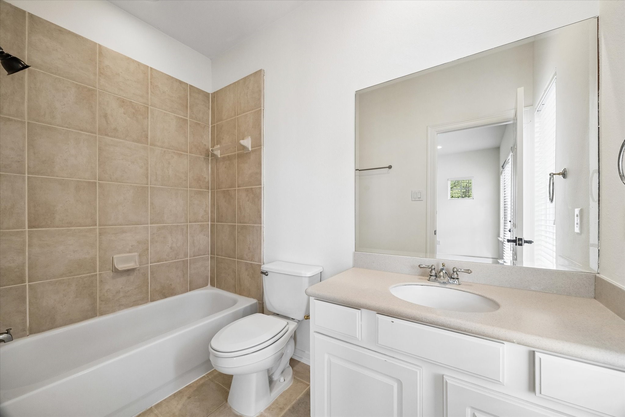  3202 Loblolly Pines Way - 物件實景