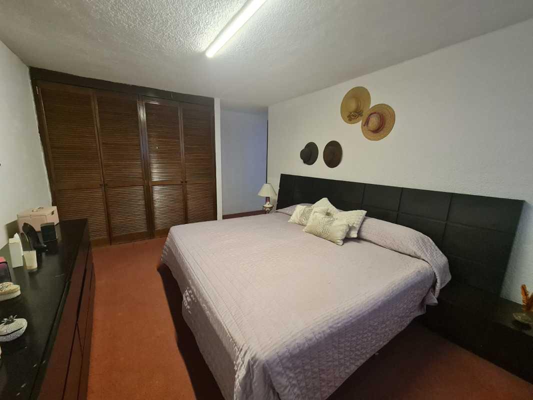 Cto. de las Flores, Naucalpan de Juárez, Estado de México, 53130, Mexico, 3 Bedrooms Bedrooms, ,2 BathroomsBathrooms,Residential,For Sale,Cto. de las Flores,1440763
