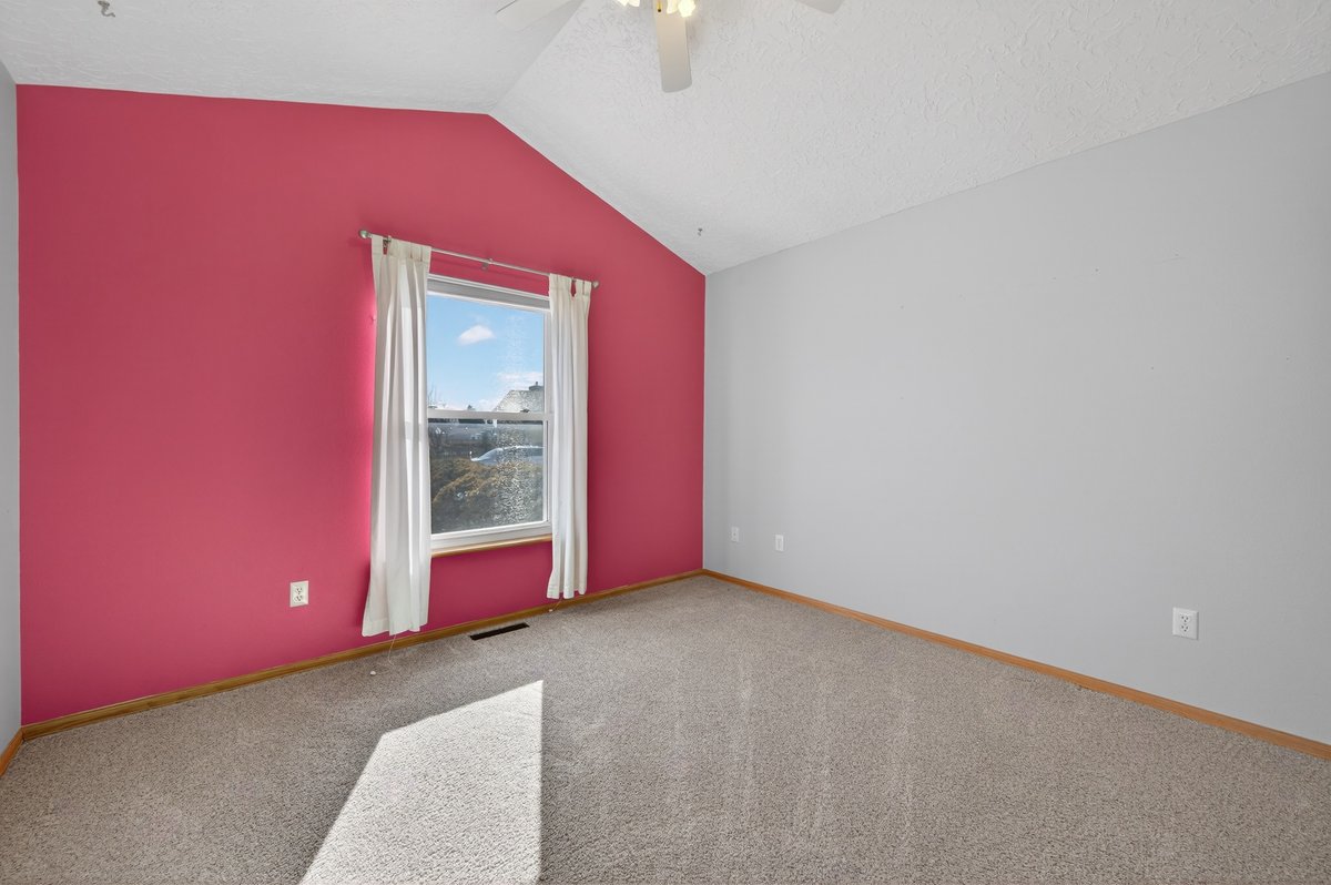 Cheyenne, Wyoming, 82009, United States, 5 Bedrooms Bedrooms, ,2 BathroomsBathrooms,Residential,For Sale,2016553