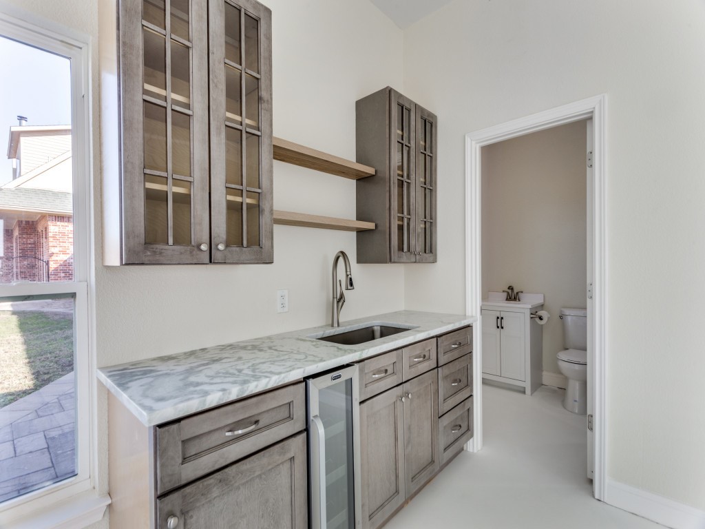 Fort Worth, Texas, 76179, United States, 5 Bedrooms Bedrooms, ,5 BathroomsBathrooms,Residential,For Sale,1721664