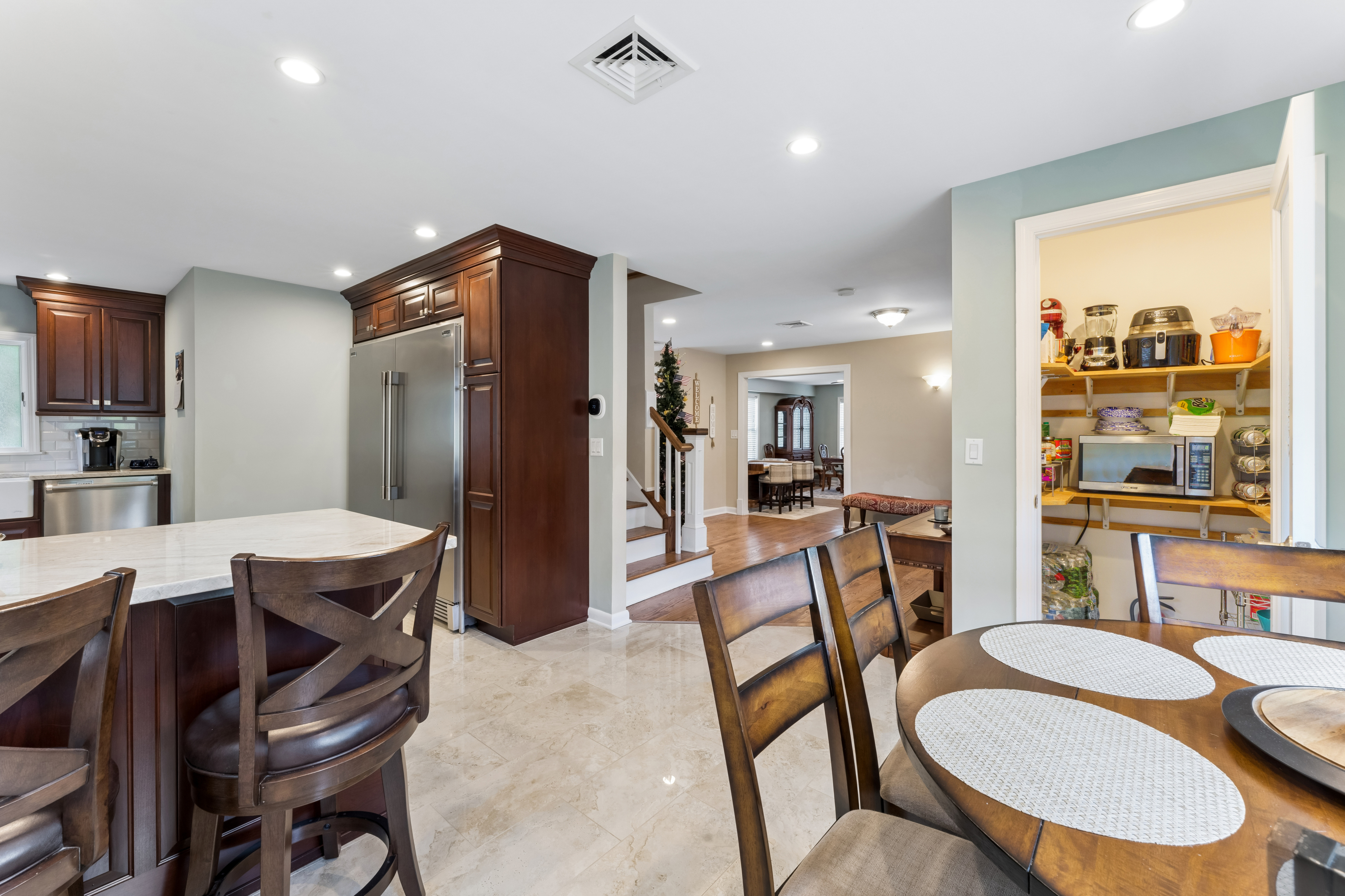 Towaco, New Jersey, 07082, United States, 4 Bedrooms Bedrooms, ,3 BathroomsBathrooms,Residential,For Sale,2048058