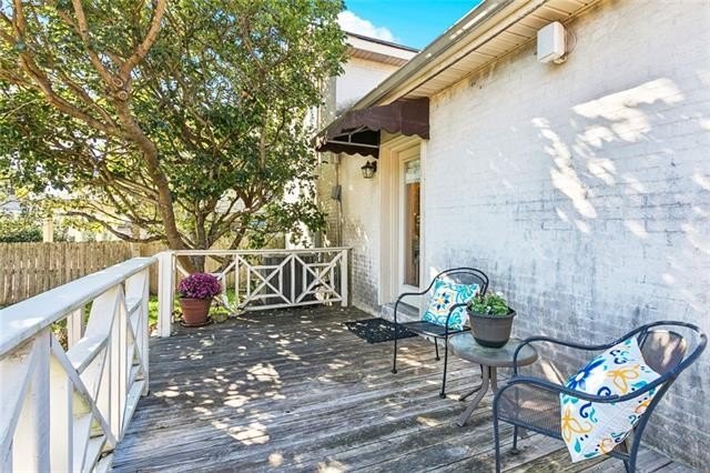 New Orleans, Louisiana, 70124, United States, 4 Bedrooms Bedrooms, ,3 BathroomsBathrooms,Residential,For Sale,2006201