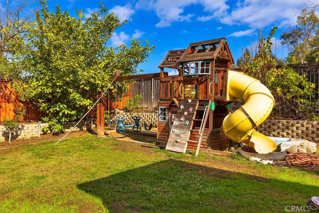 Wildomar, California, 92595, United States, 5 Bedrooms Bedrooms, ,3 BathroomsBathrooms,Residential,For Sale,1996394