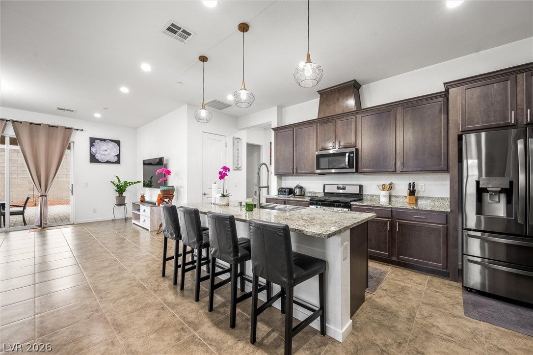 Henderson, Nevada, 89011, United States, 4 Bedrooms Bedrooms, ,2 BathroomsBathrooms,Residential,For Sale,2024646