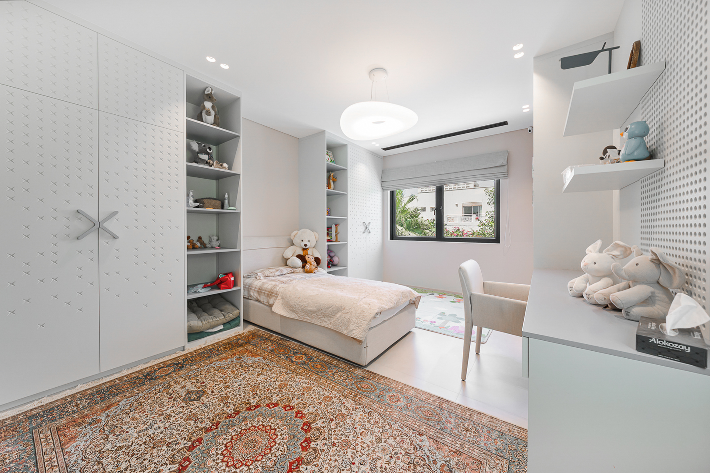  Fully Upgraded Turnkey Home Within Meadows - 物件實景