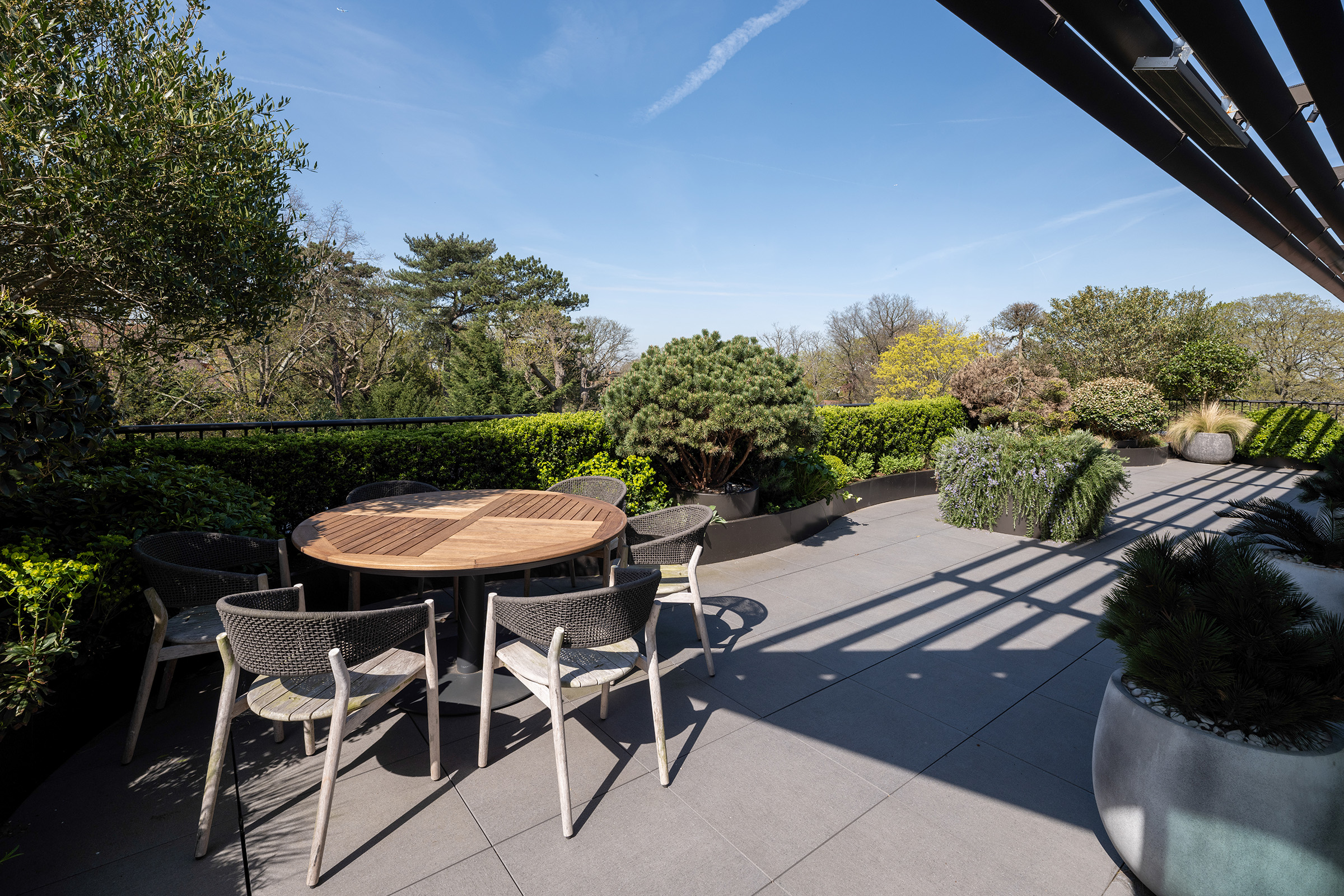  Luxury Penthouse with a Wraparound Terrace at Buxmead - 物件實景