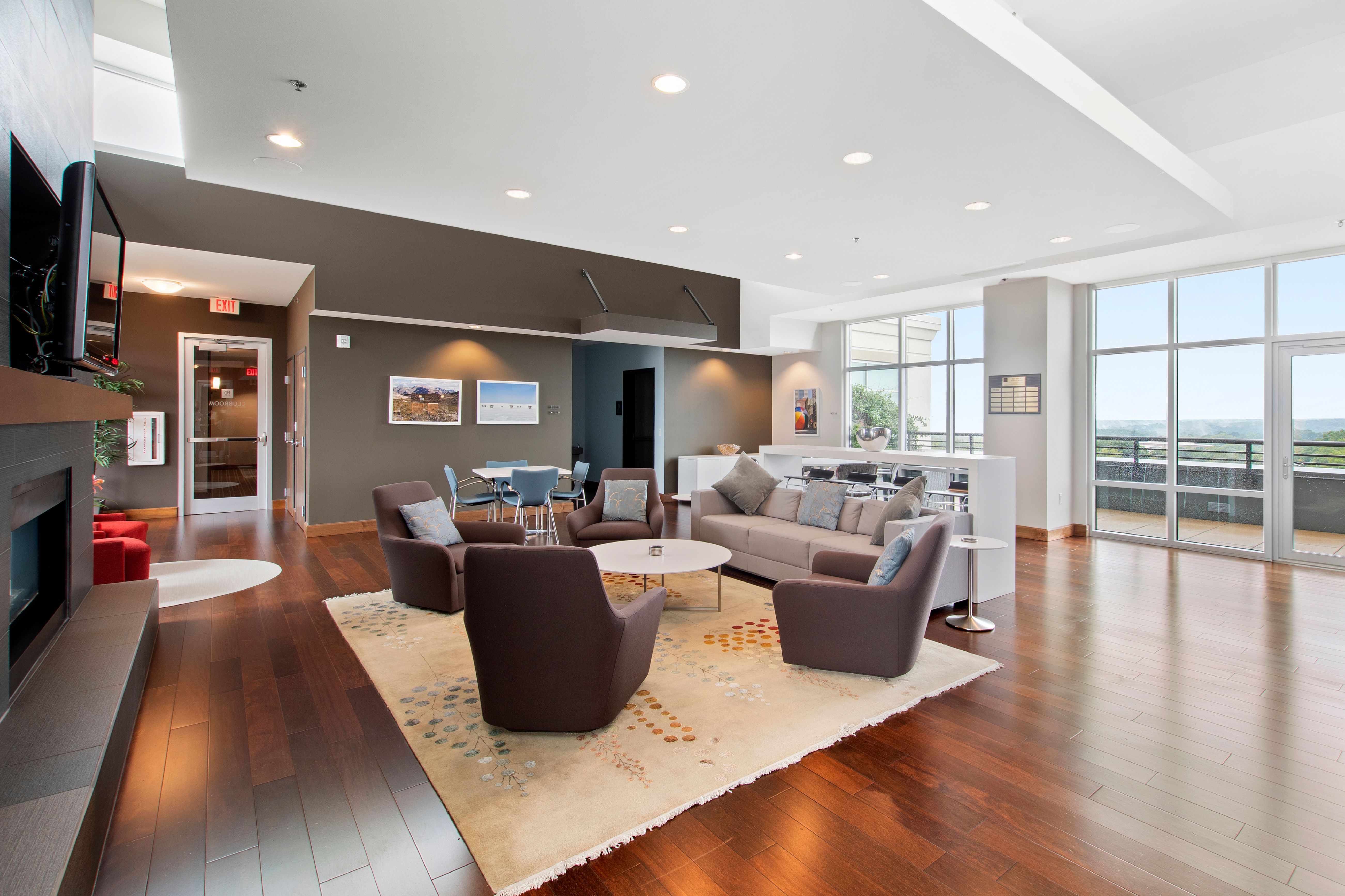  140 W. Franklin Street, Chapel Hill, NC 27514 - 物件實景