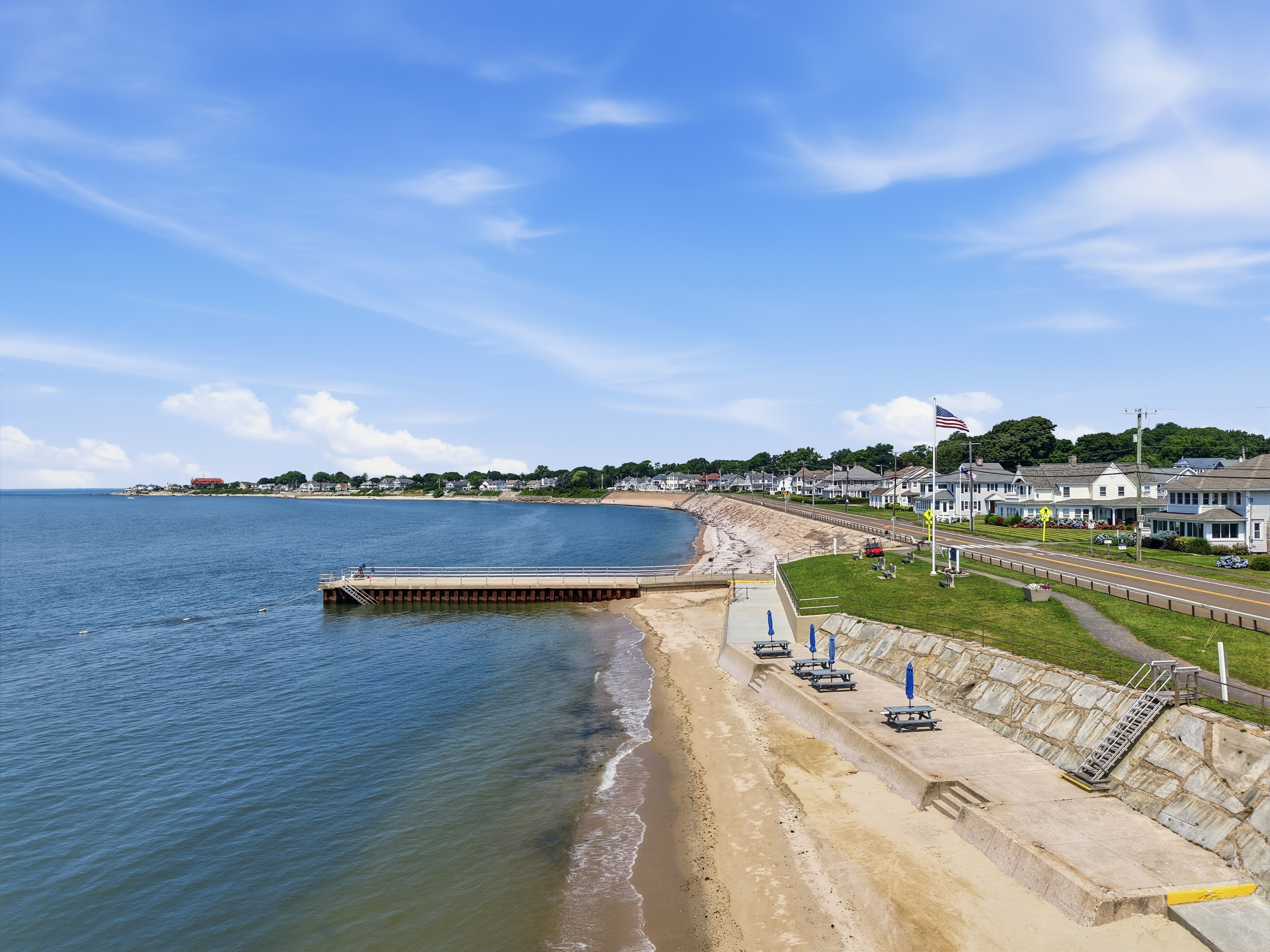  Lovely Updated Cape in Knollwood Beach Community - 物件實景