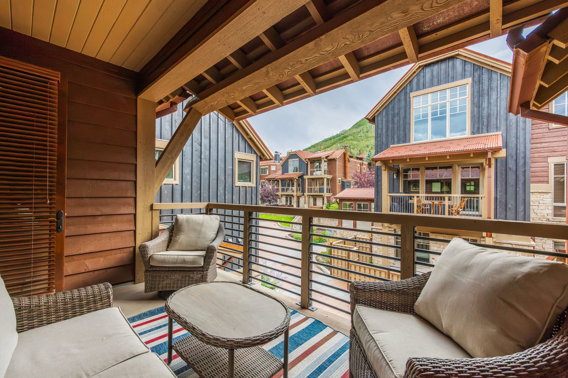  Silver Star 2 BR Ski-in/Ski-out Condo  Step into Your Mountain Dream Lifestyle - 物件實景