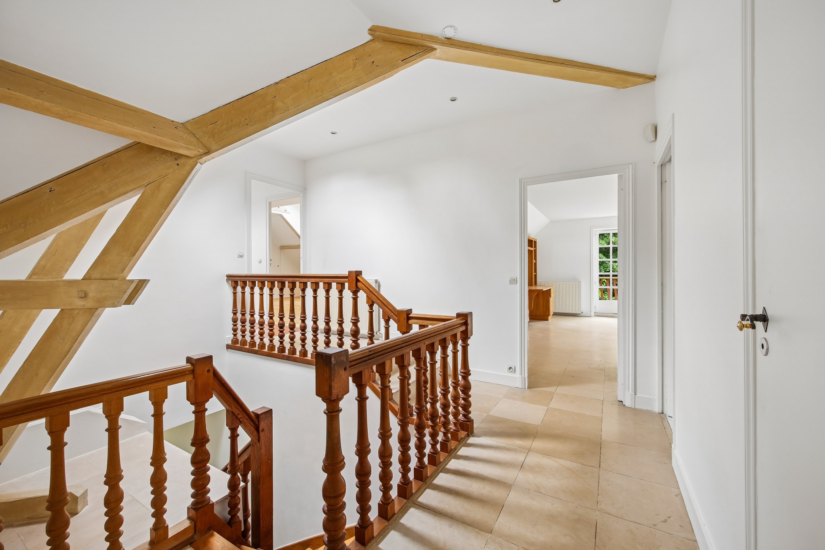  Garches – Elegant Family Residence Set on an Exceptional 2,350 sqm Plot - 物件實景
