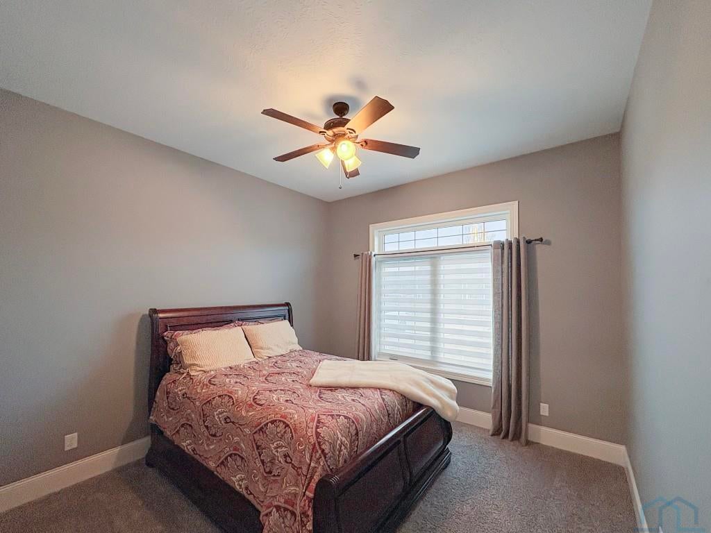 Dakota Dunes, South Dakota, 57049, United States, 5 Bedrooms Bedrooms, ,3 BathroomsBathrooms,Residential,For Sale,2012063