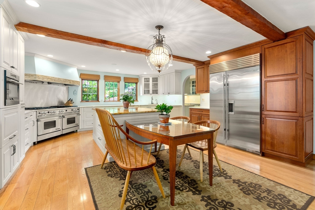 Newton, Massachusetts, 02467, United States, 5 Bedrooms Bedrooms, ,6 BathroomsBathrooms,Residential,For Sale,1807148