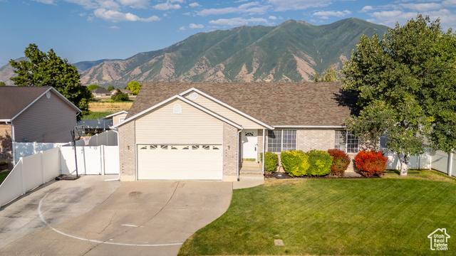 Spanish Fork, Utah, 84660, United States, 5 Bedrooms Bedrooms, ,3 BathroomsBathrooms,Residential,For Sale,1979281