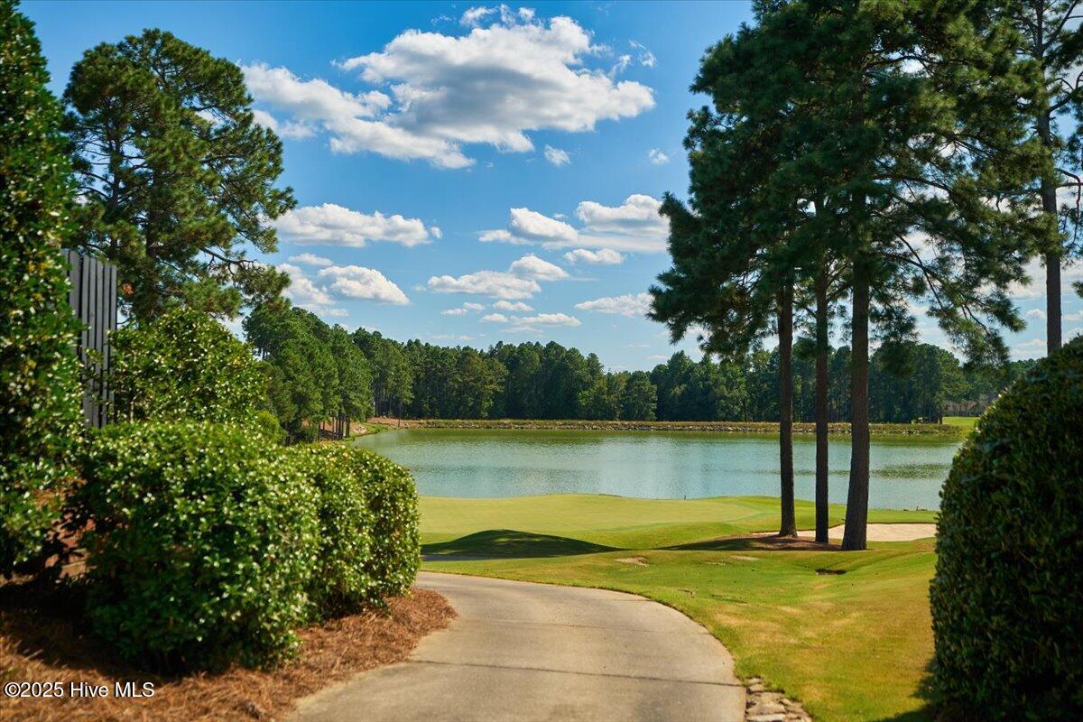 Southern Pines, North Carolina, 28387, United States, 3 Bedrooms Bedrooms, ,3 BathroomsBathrooms,Residential,For Sale,1933285
