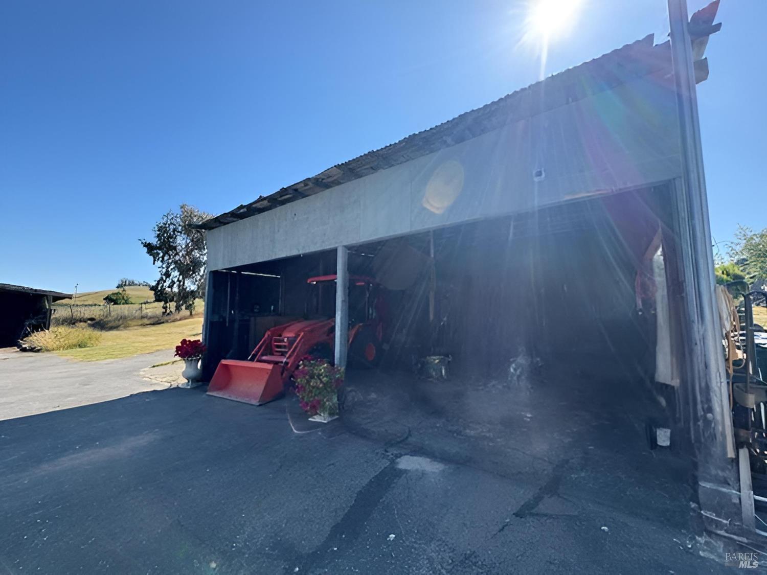 Petaluma, California, 94952, United States, 4 Bedrooms Bedrooms, ,2 BathroomsBathrooms,Residential,For Sale,1904251