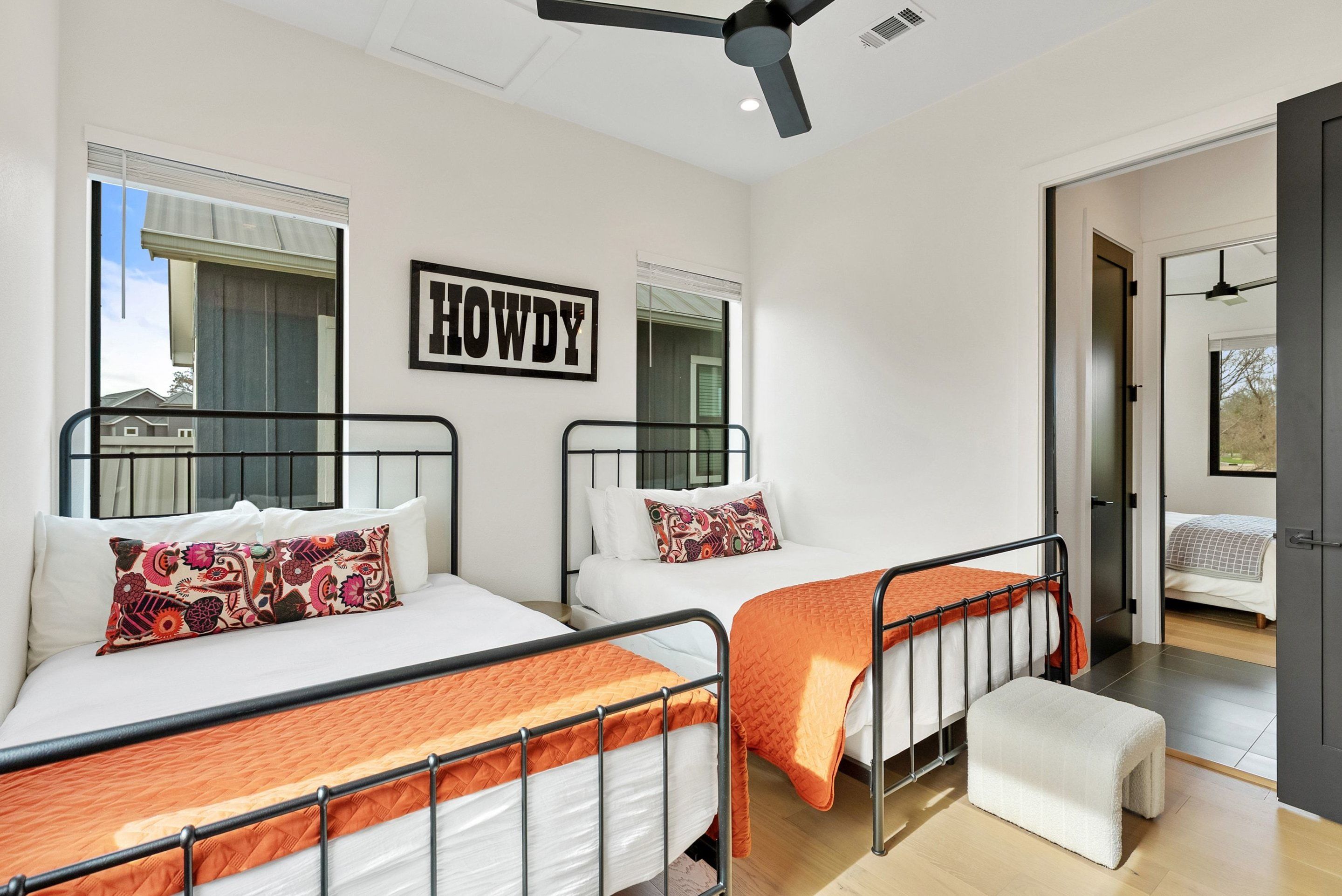  Luxury Value 2023 build on Lake LBJ - 物件實景