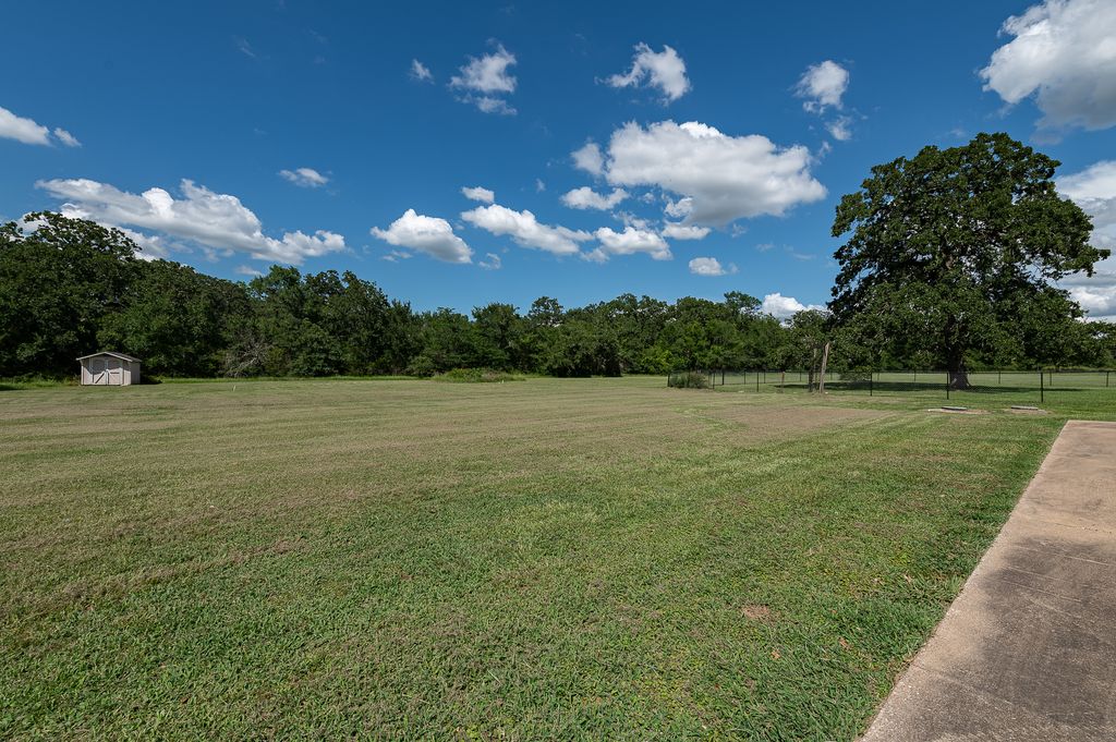College Station, Texas, 77845, United States, 5 Bedrooms Bedrooms, ,5 BathroomsBathrooms,Residential,For Sale,1876080