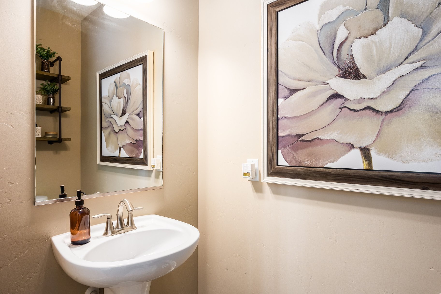  Rare North Shore Gem on One of Daybreak