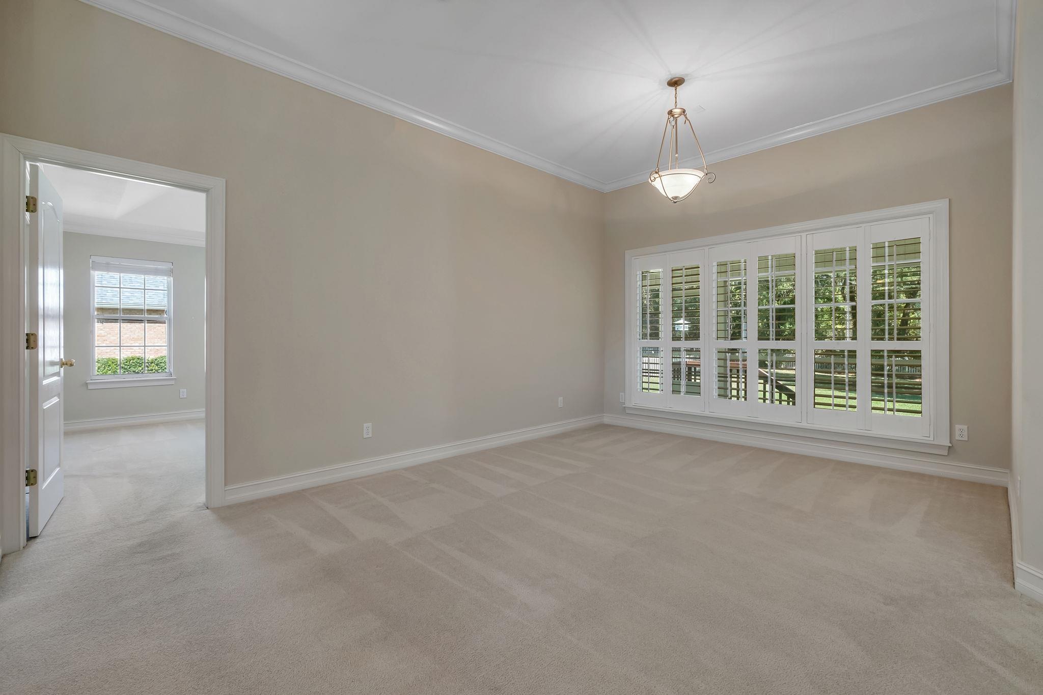 Tallahassee, Florida, 32312, United States, 4 Bedrooms Bedrooms, ,3 BathroomsBathrooms,Residential,For Sale,1966358